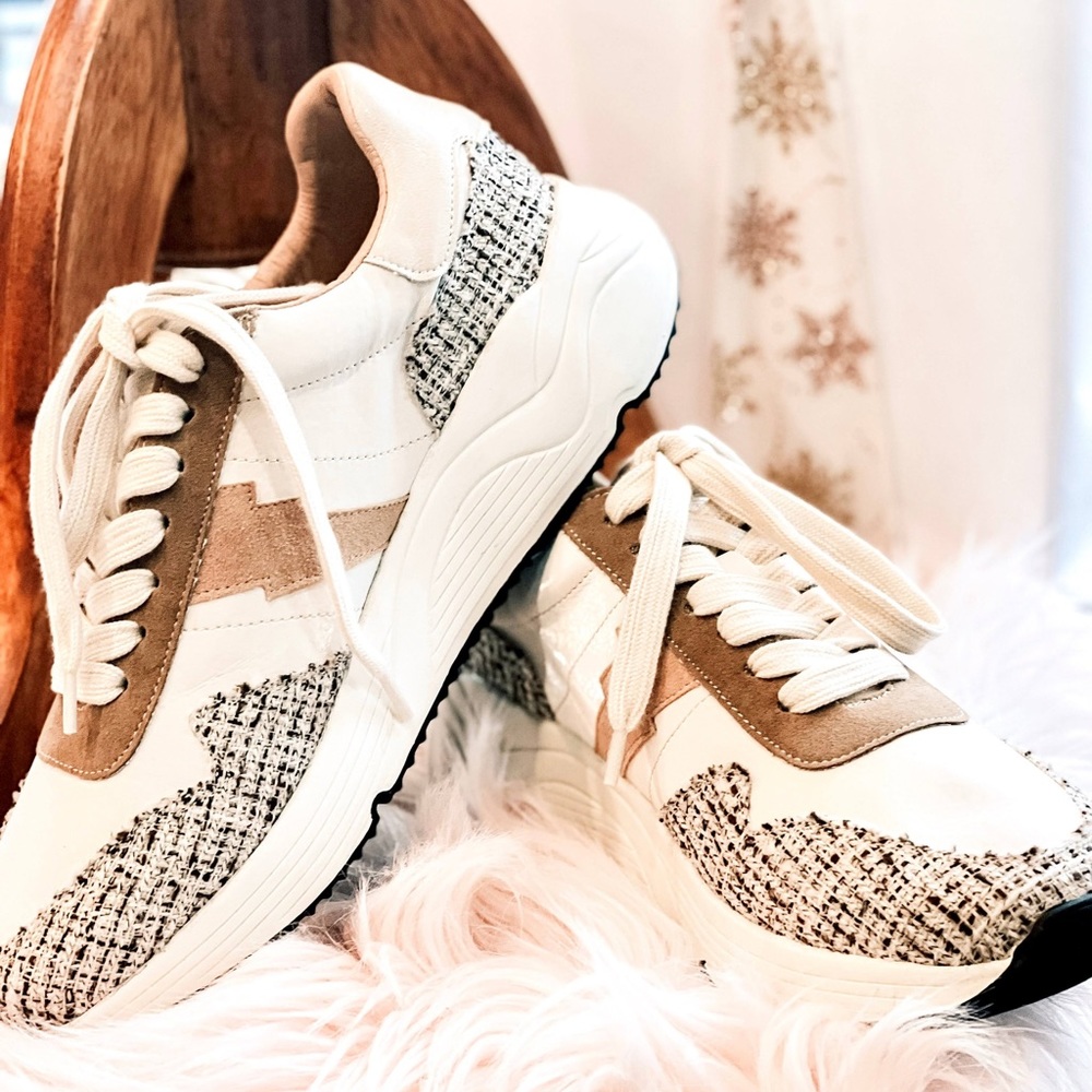 Oasis Society Sneakers